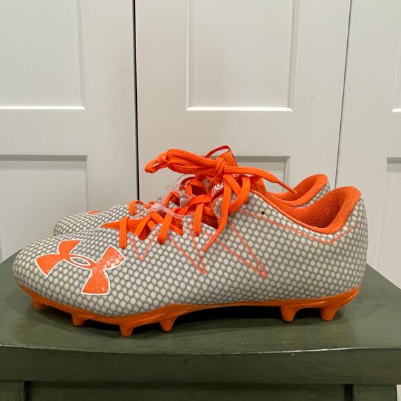 NEW UNDER ARMOUR NITRO 4D FOAM LOW FOOTBALL CLEATS SZ 13.5! - 9093